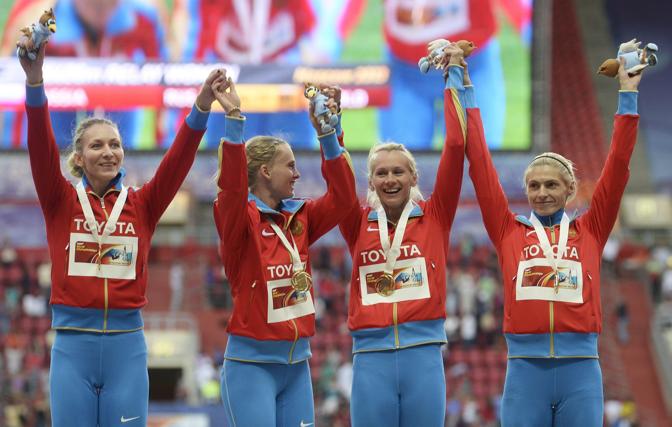 Il quartetto russo che ha conquistato il titolo mondiale nella 4x400 femminile  composto da Tatyana Firova, Kseniya Ryzhova, Yulia Gushchina e Antonina Krivoshapka. Epa